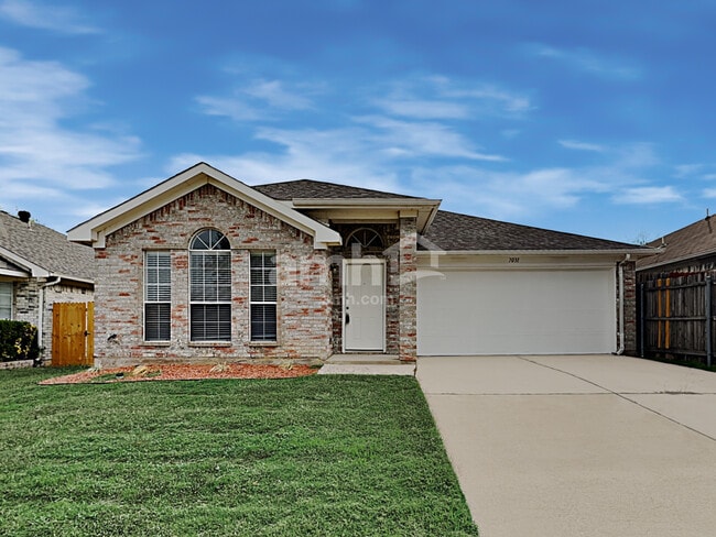 Building Photo - 7031 Rovato Dr
