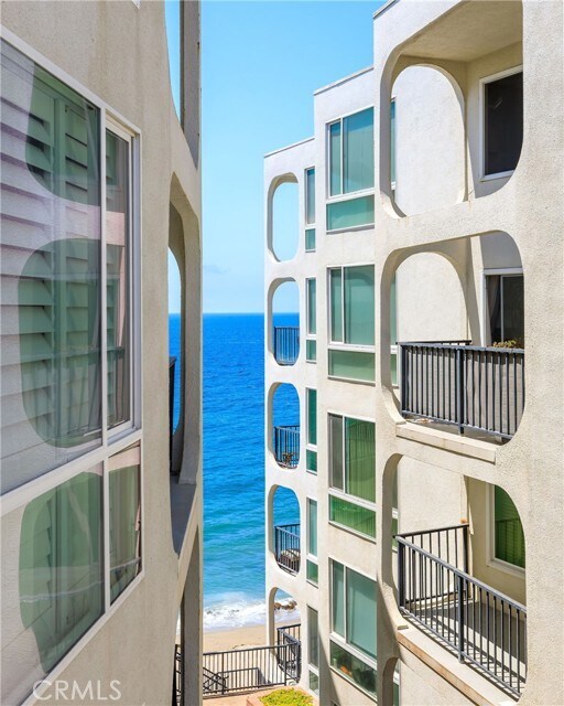 Foto del edificio - 565 Esplanade