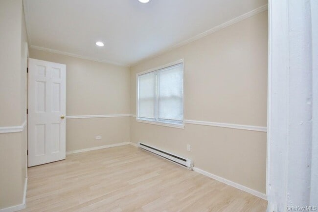 Building Photo - 208 Myrtle Ave