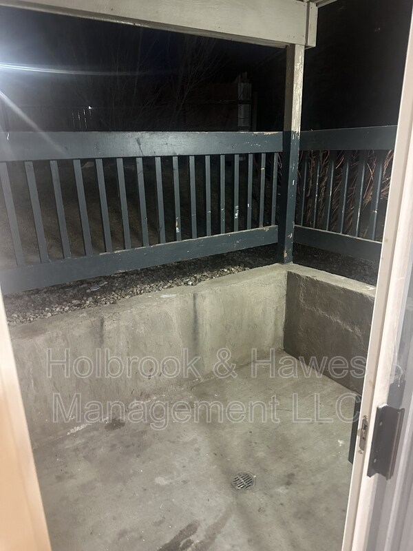 Building Photo - 4531 Boardwalk Dr