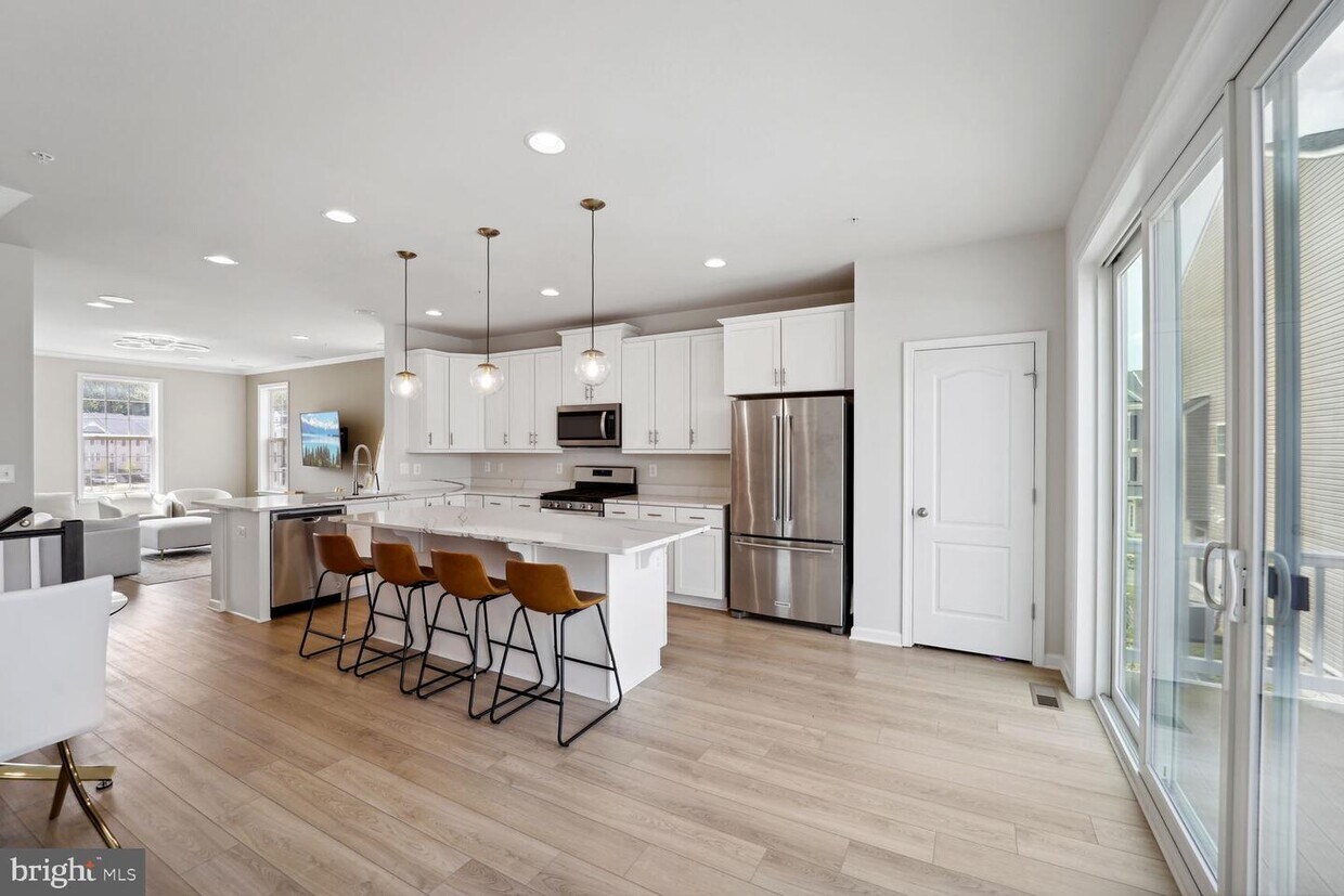 Foto principal - 7619 Presidential Pkwy
