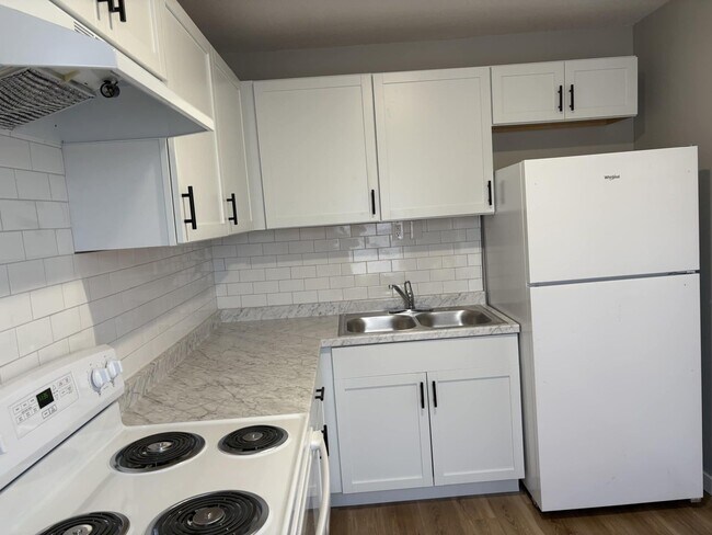 Building Photo - Welcome to your new home with Harvest Inve...