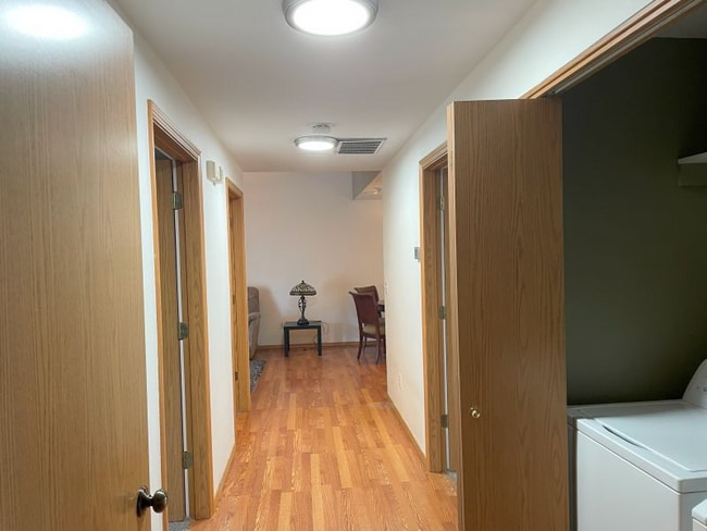 Foto del edificio - 1006 NE 45th St