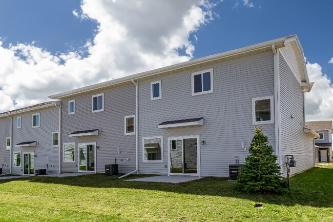 Building Photo - 3103 Bracken Pl