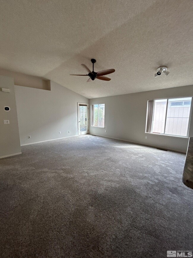 Building Photo - 4918 Bayridge Ln