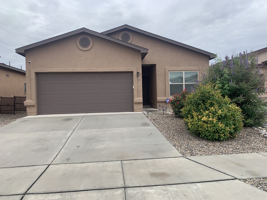 Foto principal - 2816 Wilder Loop Northeast