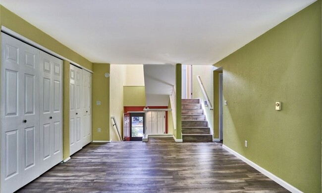 Building Photo - 15212 Sunwood Blvd