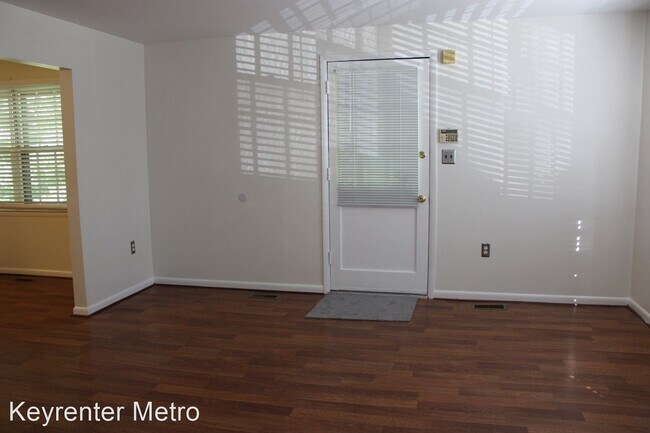 Building Photo - 3 br, 2.5 bath House - 8480 Imperial Drive