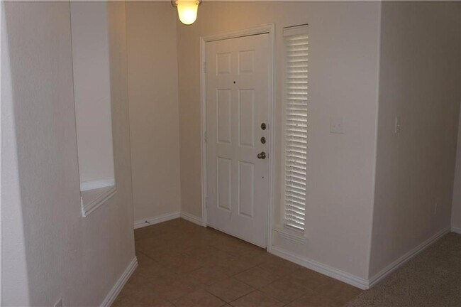 Building Photo - 4401 Willow Wood Rd
