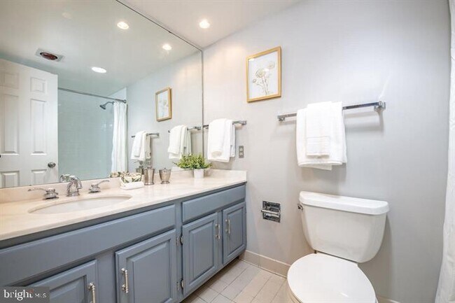 Foto del edificio - 1080 Wisconsin Ave NW