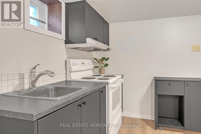 Building Photo - 42 Bexhill Ave