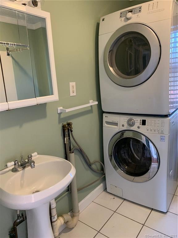 Foto del edificio - 264 W Center St