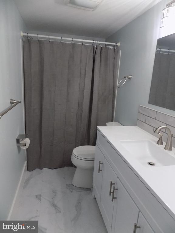 Foto del edificio - 106 Bancroft Rd