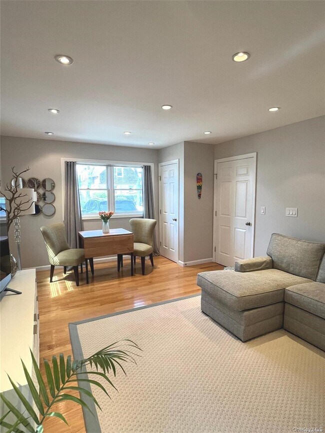 Foto del edificio - 442 E Beech St