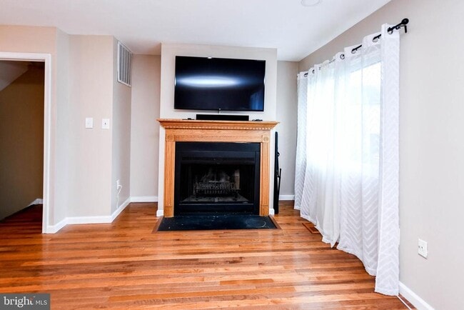 Foto del edificio - 7002 Cipriano Woods Ct