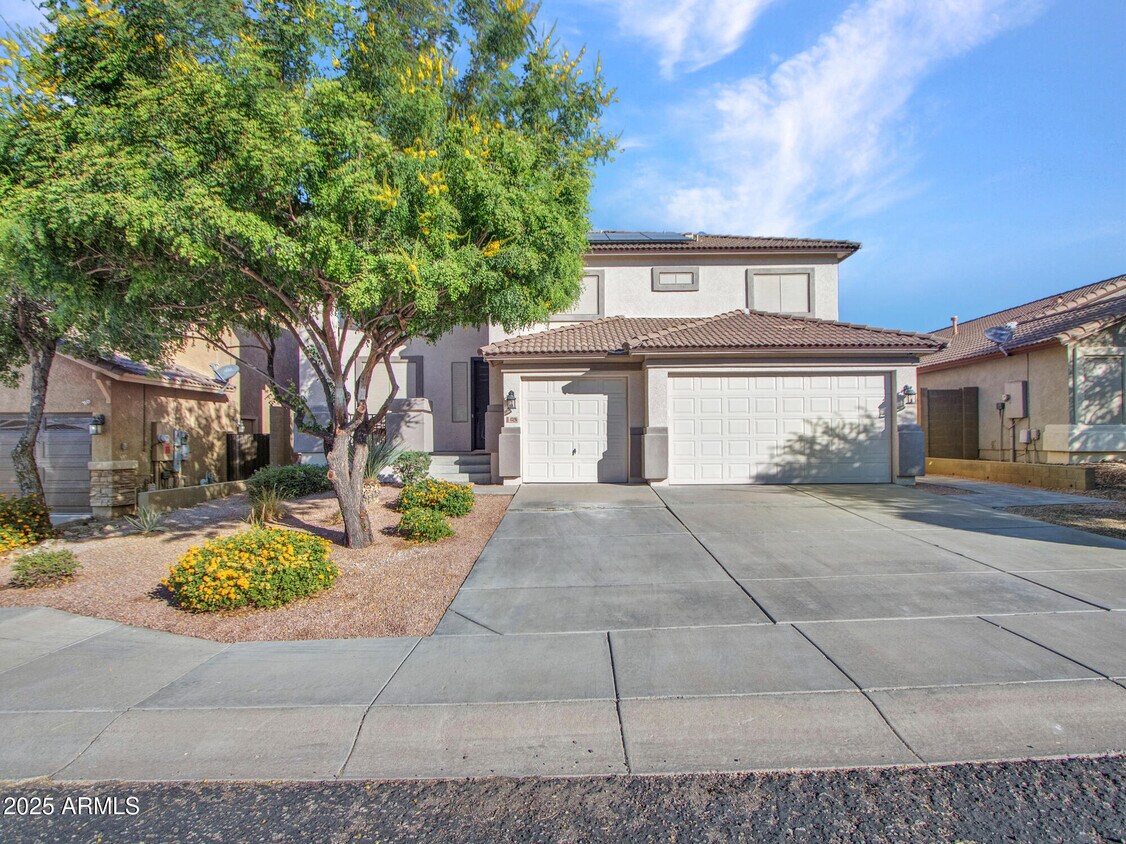 Primary Photo - 4326 W Kenai Dr