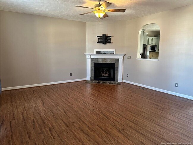 Foto del edificio - 3912 Barclay Wy