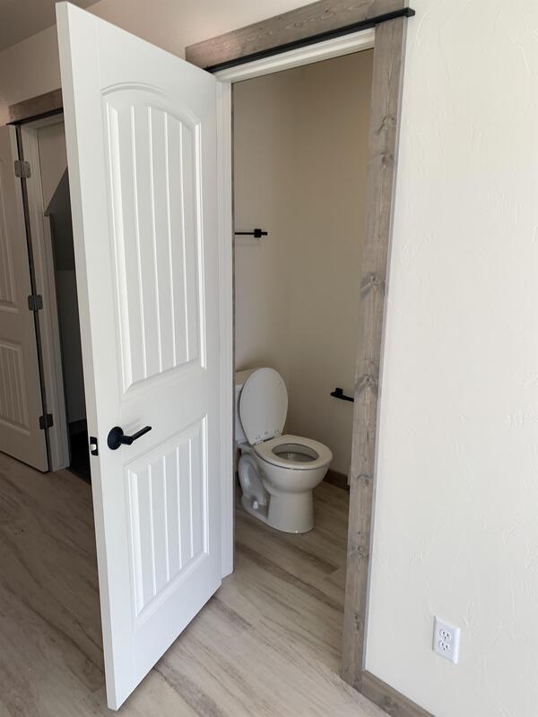 Foto del edificio - 3355 Blackbird Wy