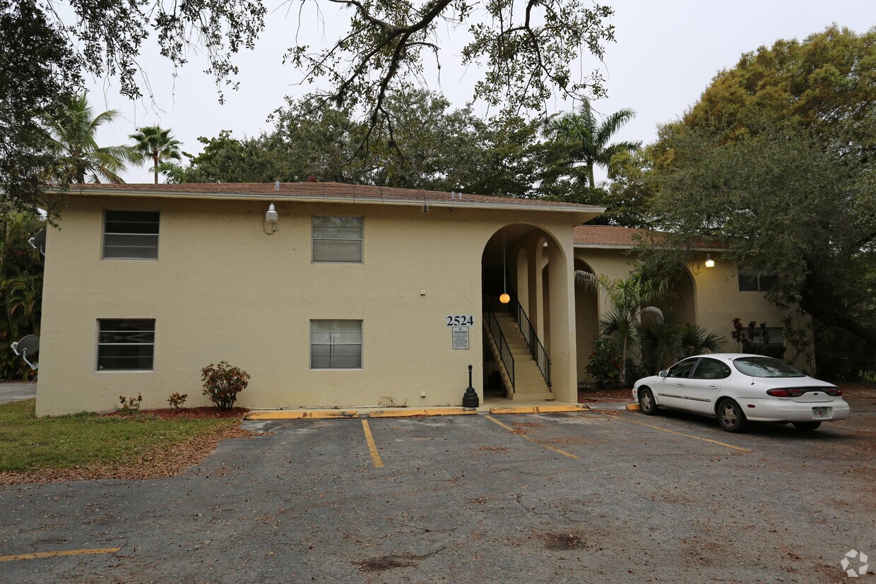 Foto del edificio - Congress Street Apartments