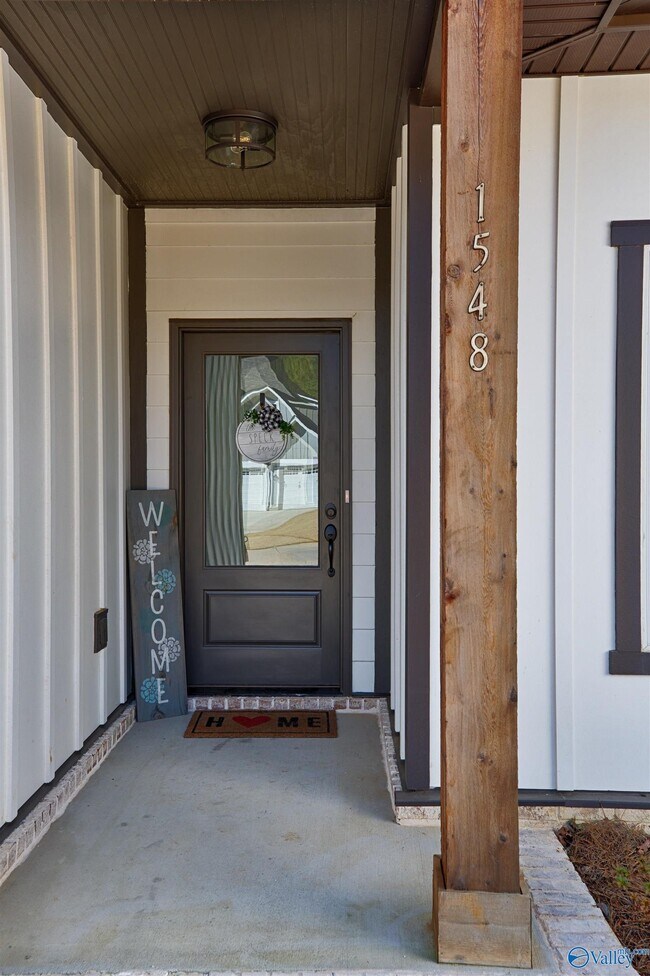 Building Photo - 1548 Cherokee Ridge Dr