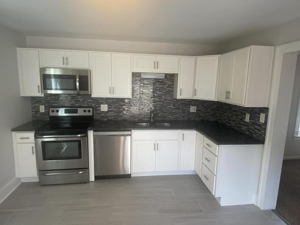 Foto principal - 2893 Markbreit Ave
