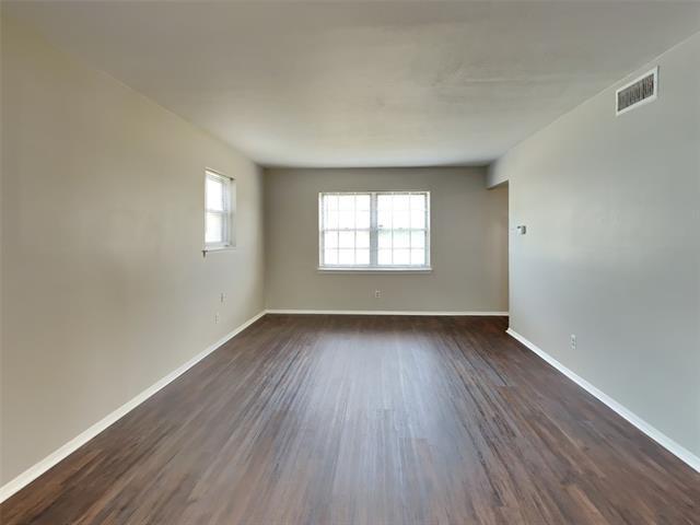 Building Photo - 647 Rutgers Dr