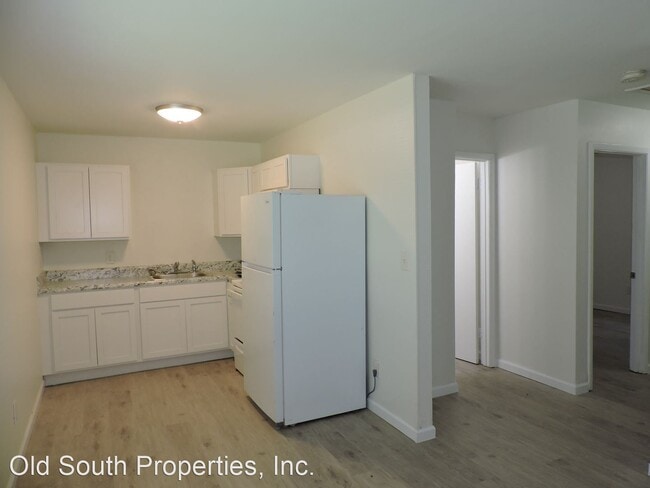 Building Photo - 2 br, 1 bath House - 2114 Eliasberg Ave