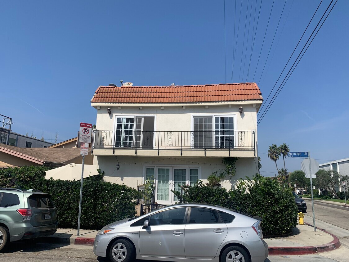 Building Photo - 29 Hurricane St