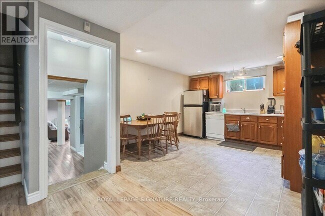 Photo du bâtiment - 6 Grandview Ave