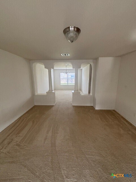 Foto del edificio - 5901 Drystone Ln