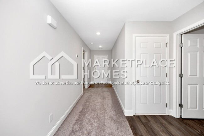 Foto del edificio - 112 Collins Ln