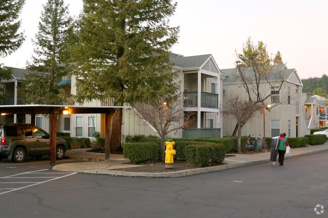 Foto del edificio - Hunt's Grove Apartments