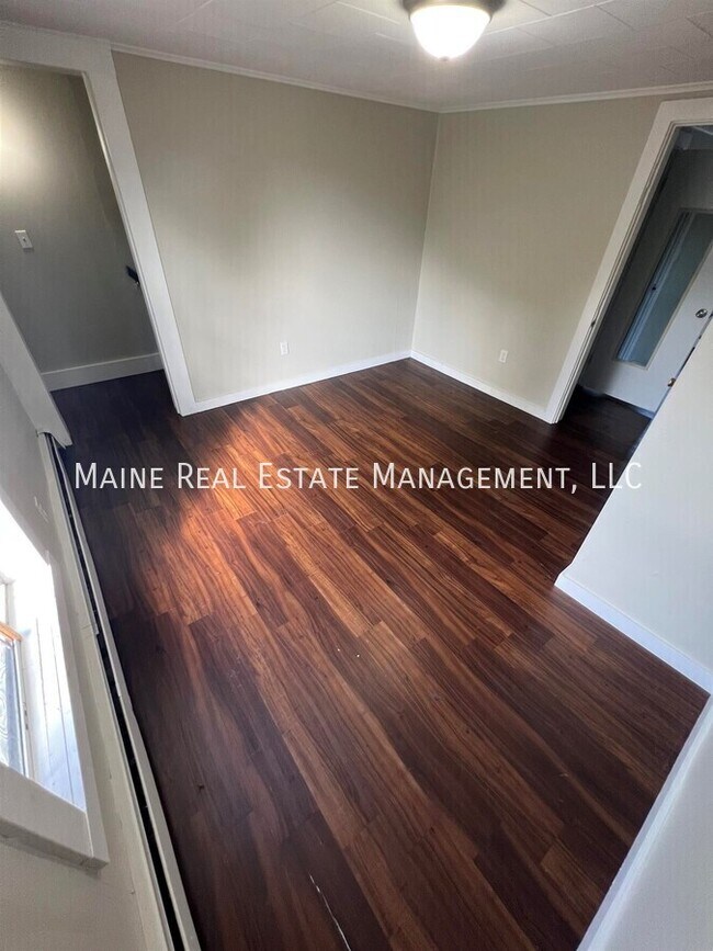 Foto del edificio - 61-63 Pearl St. Apt.