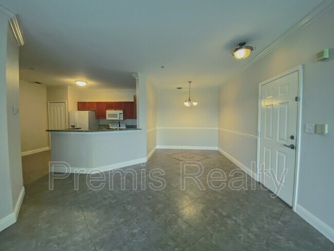 Building Photo - 2738 Via Tivoli