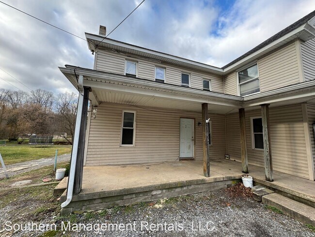 Building Photo - 4 br, 1 bath House - 1925 Craley Road Apt C