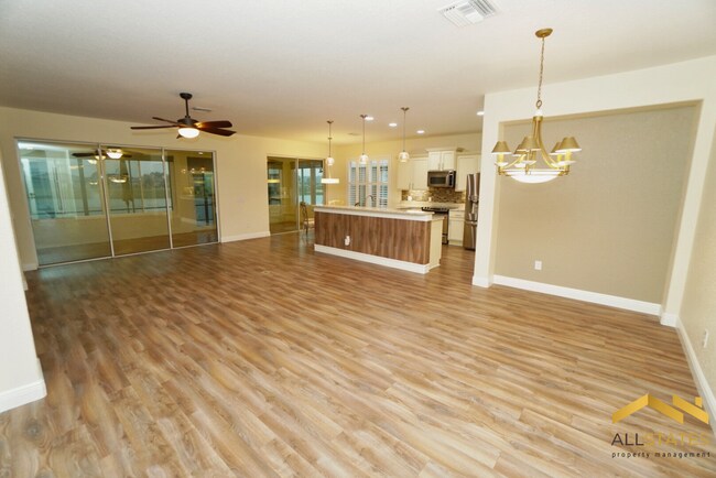 Building Photo - 6561 SW 92nd Cir