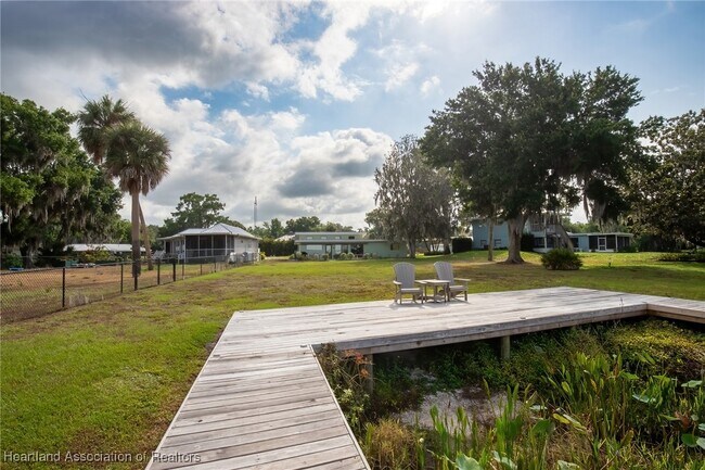 Foto del edificio - 102 Squirrel Point
