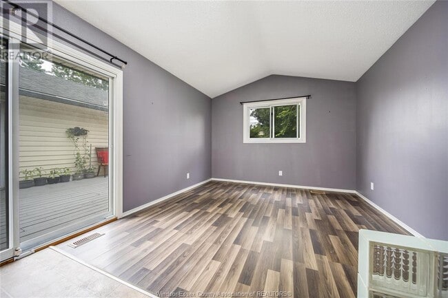 Building Photo - 1167 Isabelle Pl