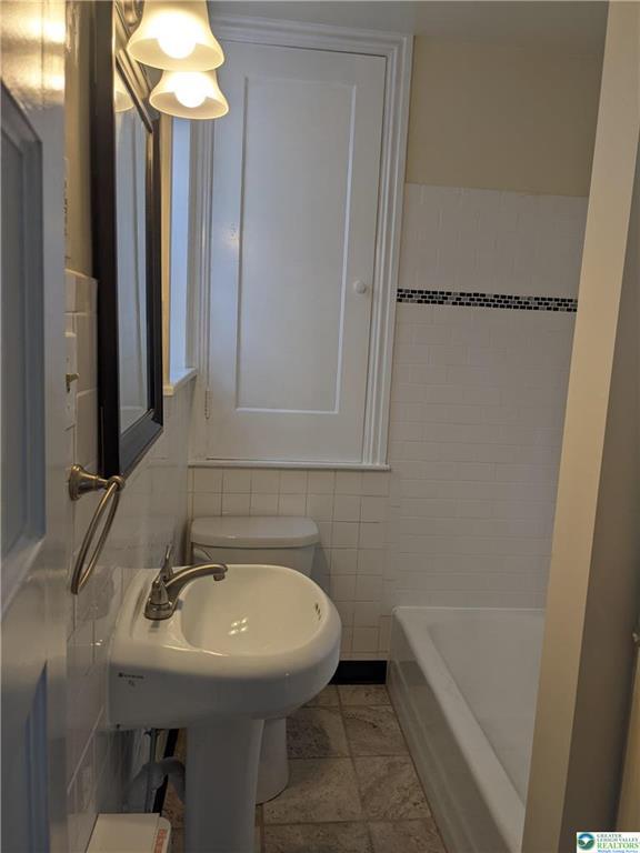 Foto del edificio - 14 W Church St