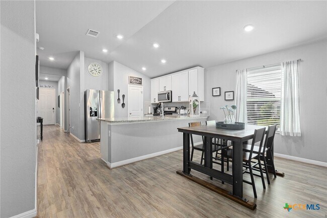 Building Photo - 6045 Teodoro Bend