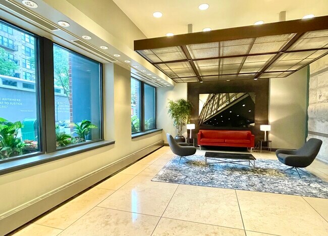 Foto del edificio - 600 N Kingsbury St