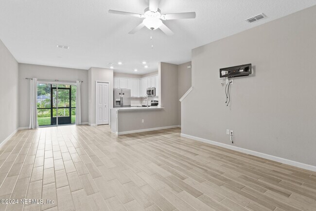 Building Photo - 1211 Beach Dune Dr