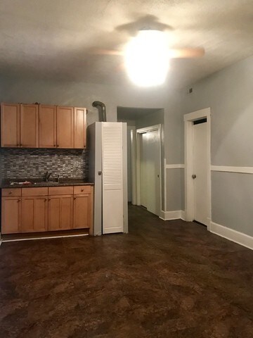 Foto del edificio - 1635 N Drake Ave
