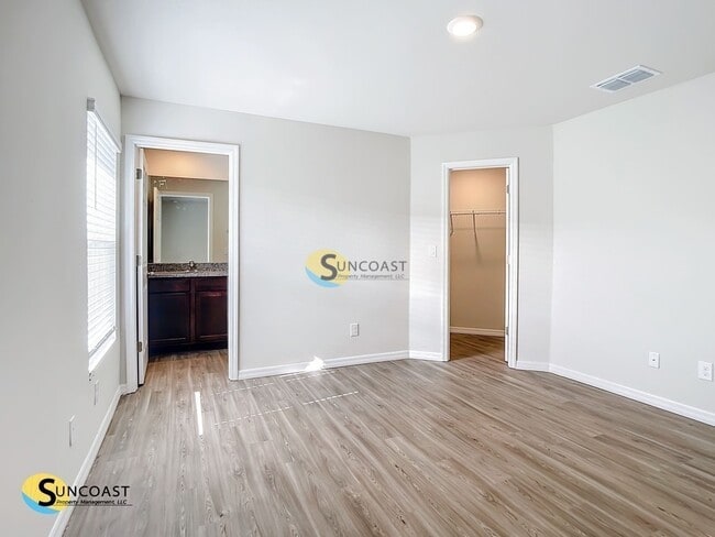 Foto del edificio - 27066 Adams St