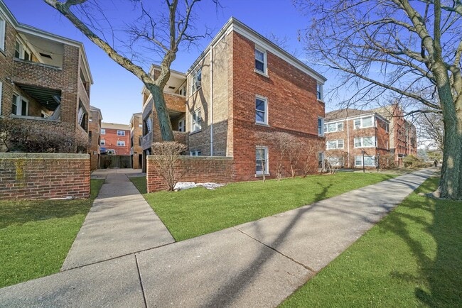 Building Photo - 432 Elmwood Ave