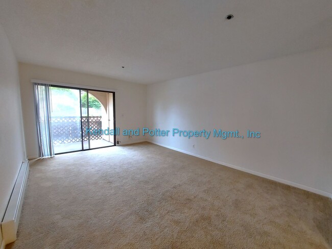 Foto del edificio - Large Updated 2 Bedroom Condo In Watsonville!