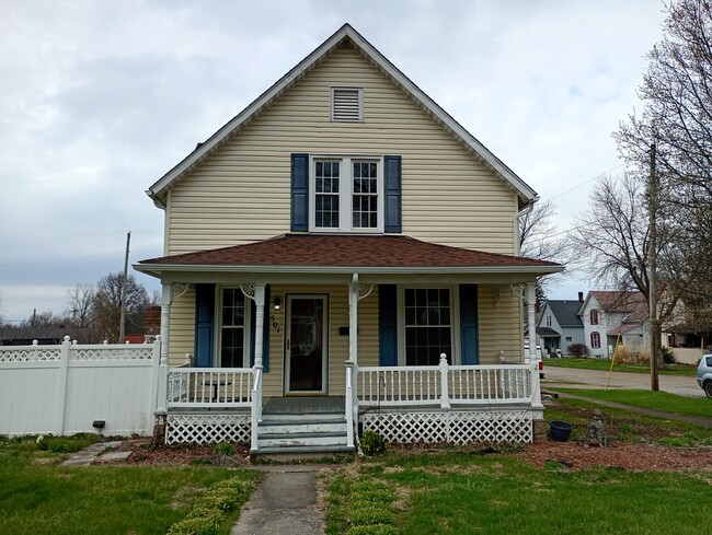 Building Photo - 501 W Main St