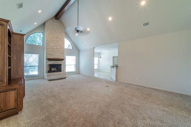 Foto del edificio - 190 Deer Creek Dr