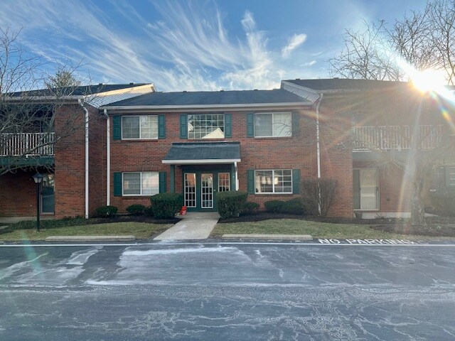 Primary Photo - 9653 Crosley Farm Dr
