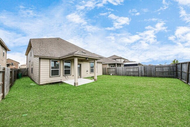 Building Photo - 931 Barstow Dr